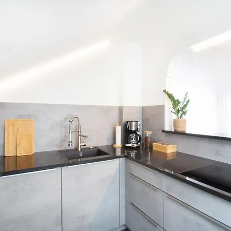 Loewe Apartment Blau Neuhausen Am Rheinfall Exterior photo
